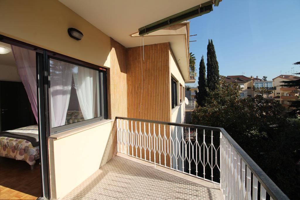 Eur Bright Spacious terraced Apartment Roma Exterior foto