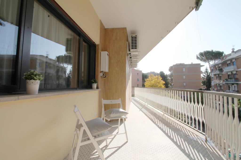 Eur Bright Spacious terraced Apartment Roma Exterior foto