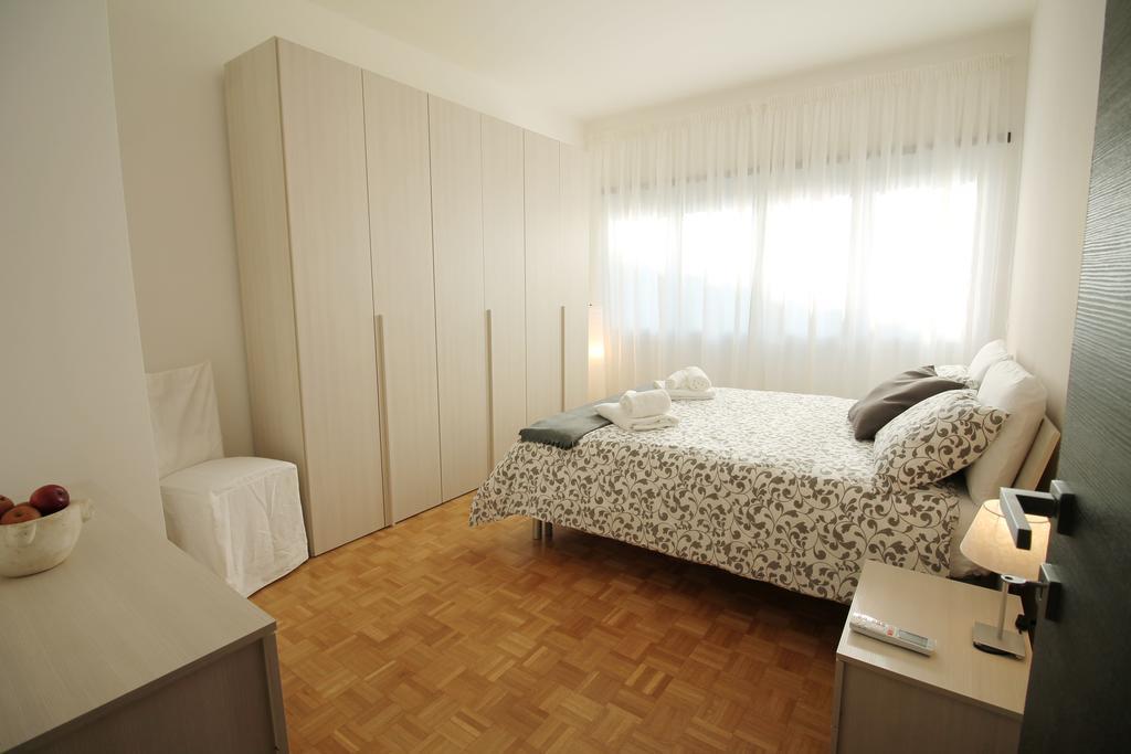 Eur Bright Spacious terraced Apartment Roma Exterior foto